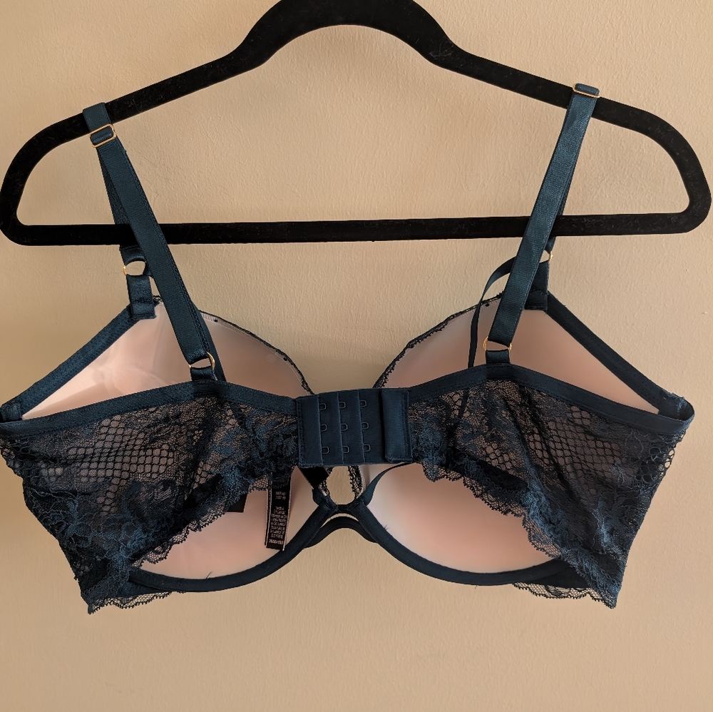🖤✨ Victoria’s Secret Lace Push-Up Bra | Lift, Lace & Luxe Confidence 💋38DD - Picture 6 of 12